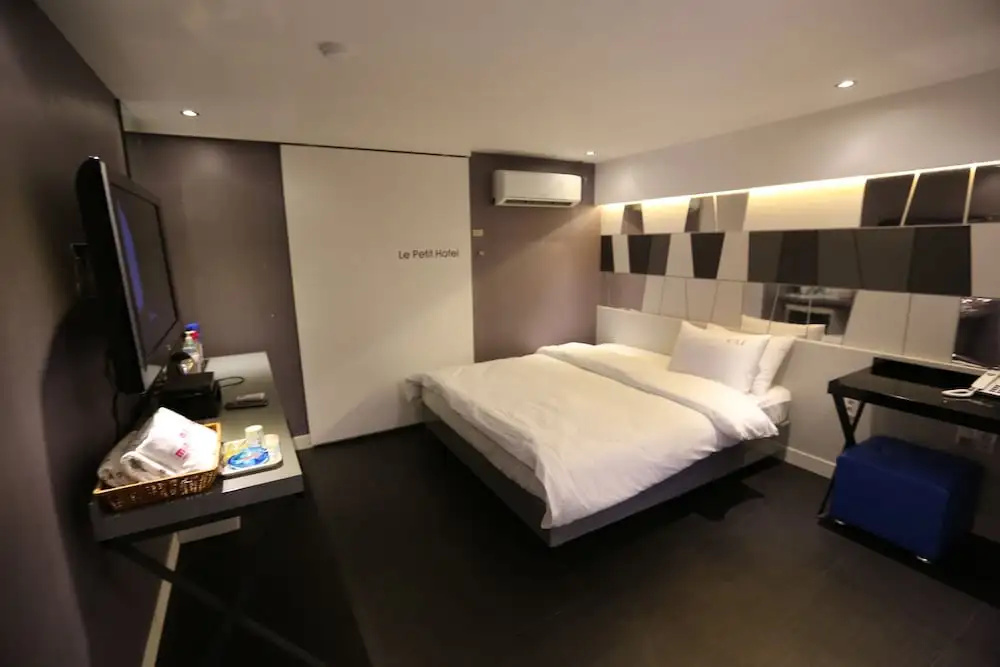 CU Hotel