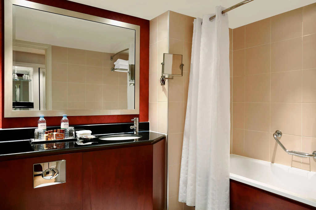 Sheraton Skyline Hotel London Heathrow