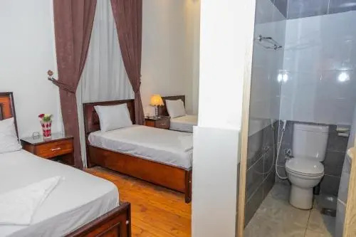 Regency inn