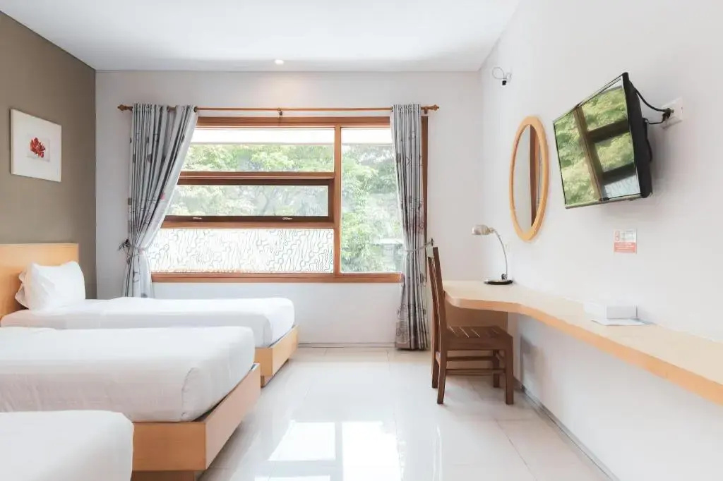 Tibera Hotel Cibeunying