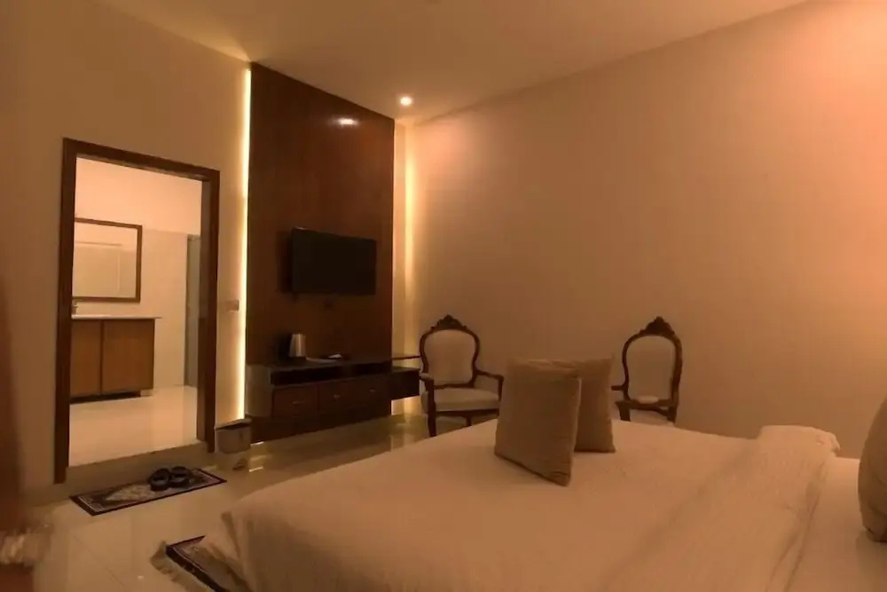A One Hotel Clifton
