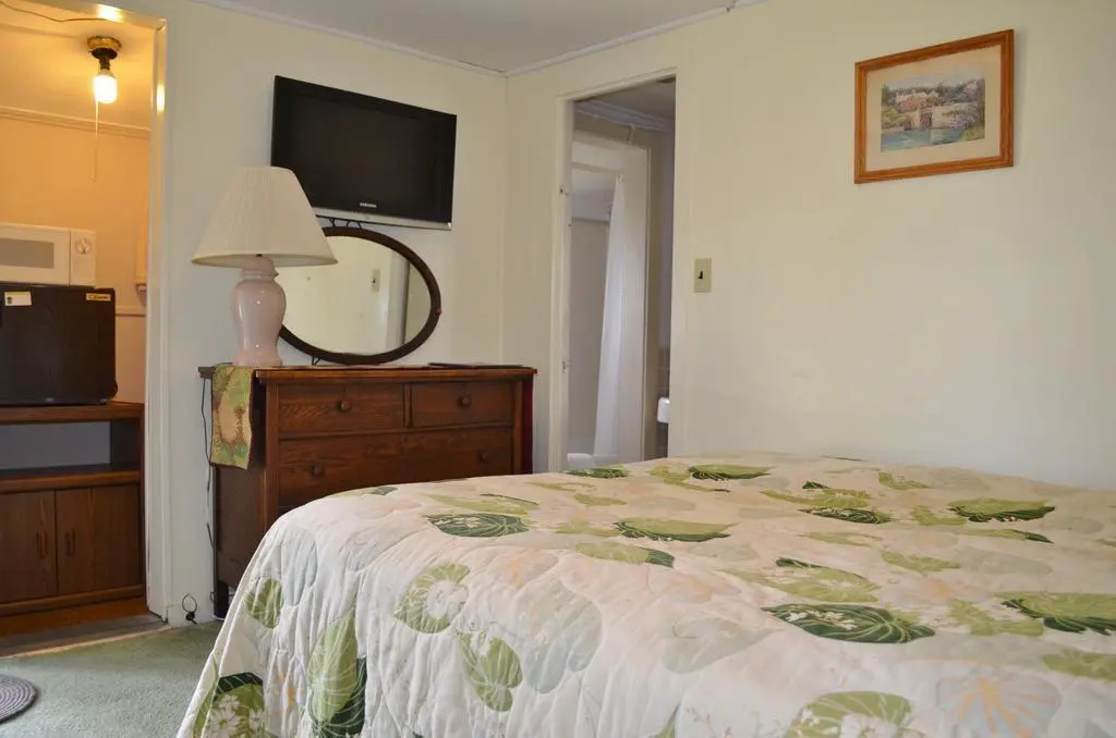 Chamber Lane Motel
