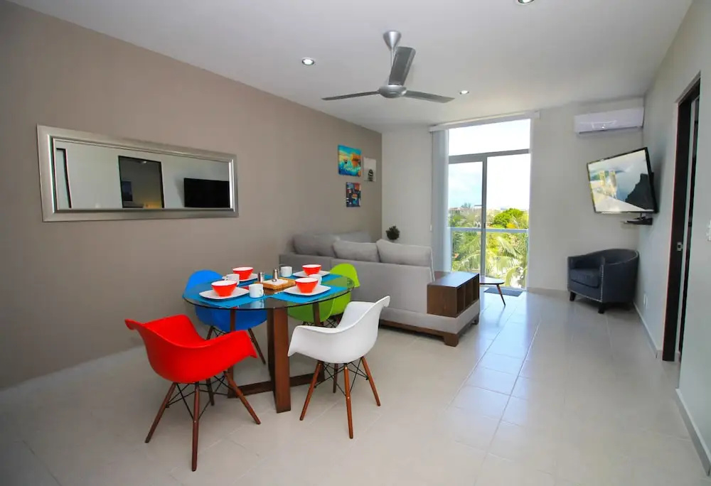 Riviera Towers 2BR & Pool
