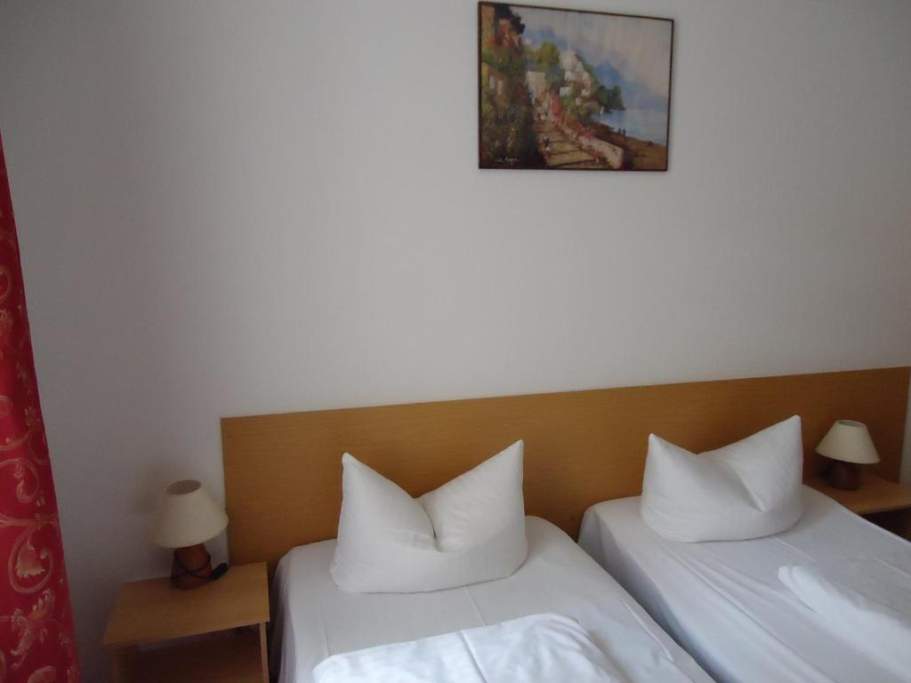 Hotel Adam