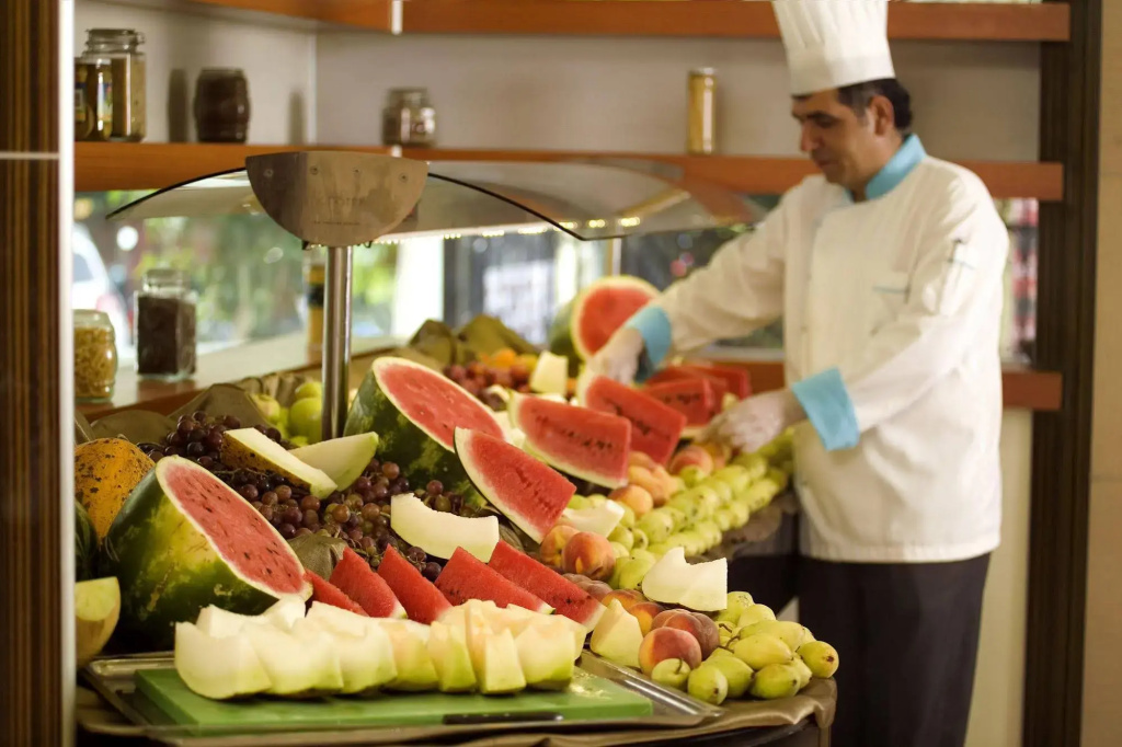 Riviera Hotel & Spa