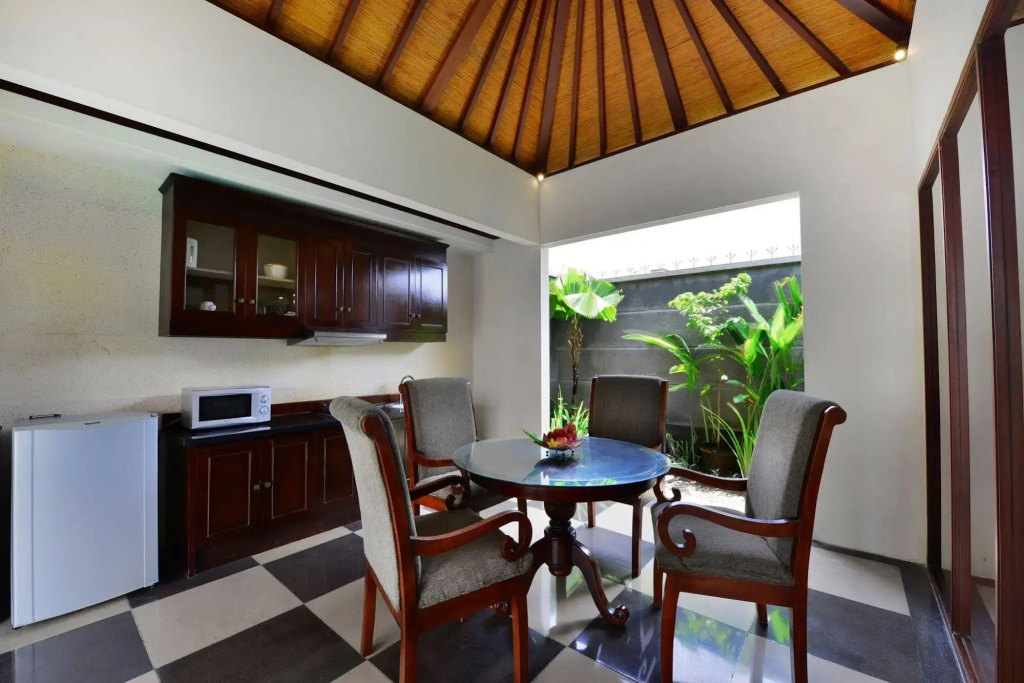 The Khayangan Dreams Villa, Seminyak