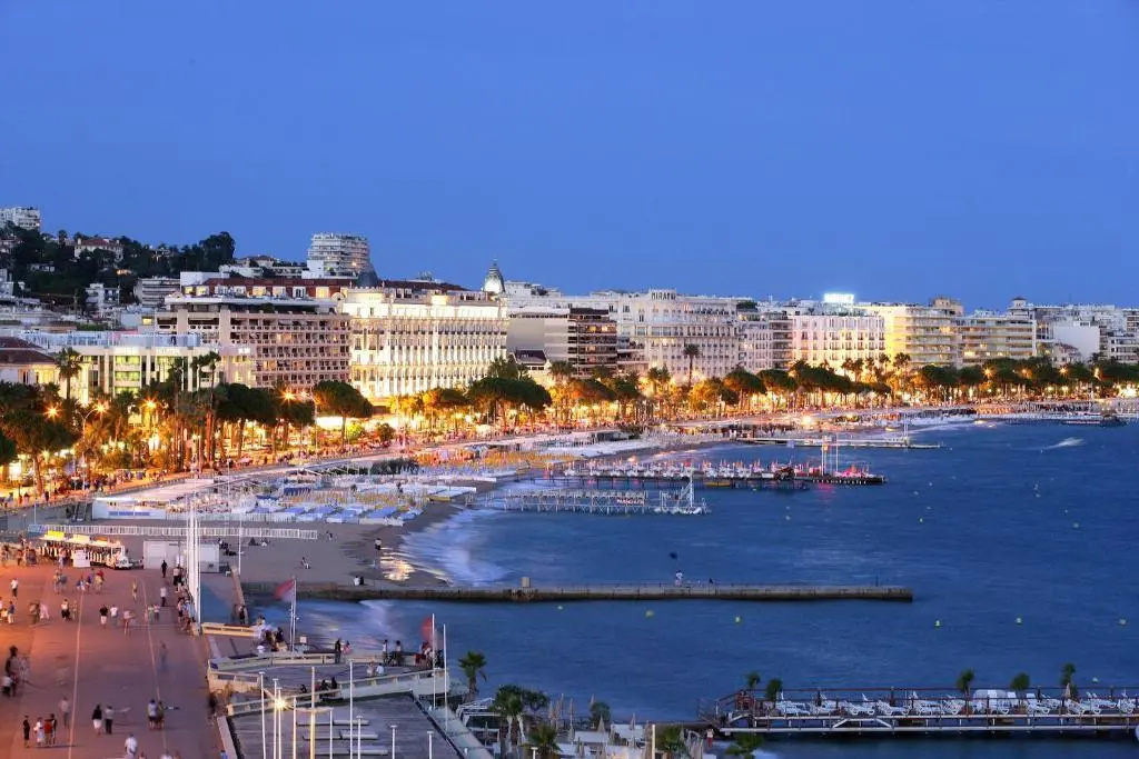 Coeur de Cannes - 2 pièces moderne
