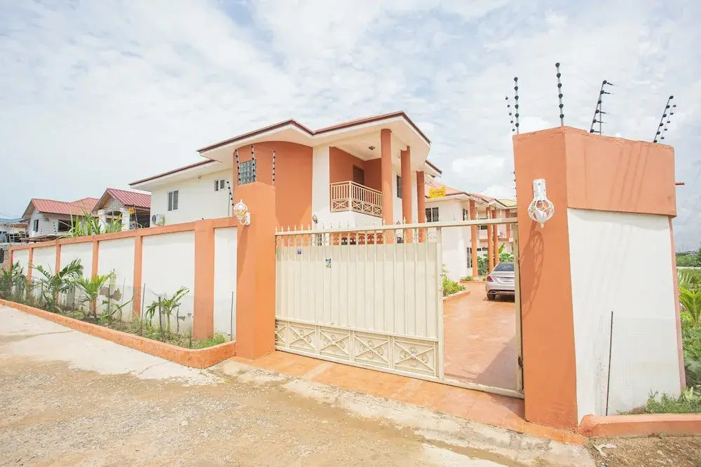 Accra Luxury Apartment at East Legon