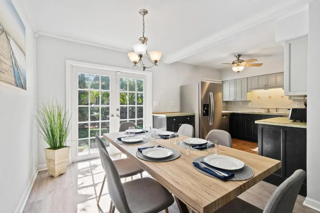 Dreamy 3 Bedroom Florida House, West Palm Beach