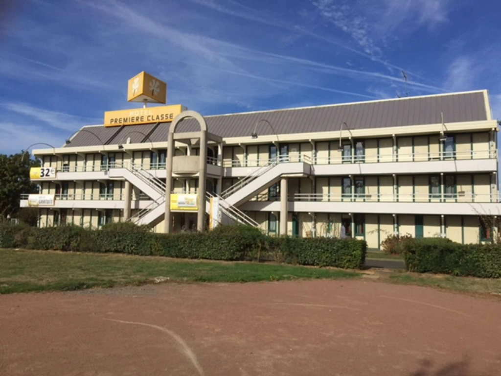 Premiere Classe Niort Est La Creche