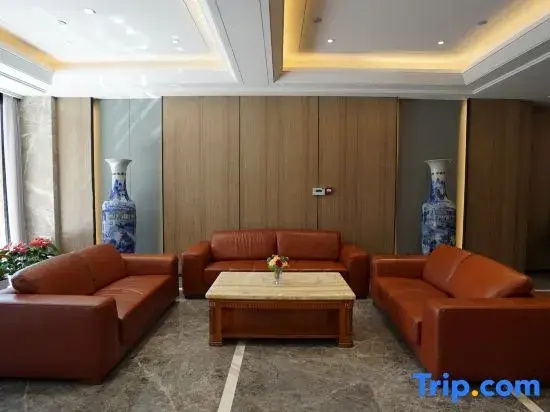 Longyue Boutique Business Hotel (Weihai Railway station Hanlefang Branch)