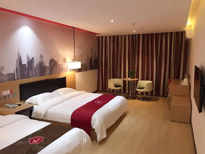 Thank Inn Hotel Guizhou Guiyang Nanming District Huaguoyuan Yan'an Nan Road