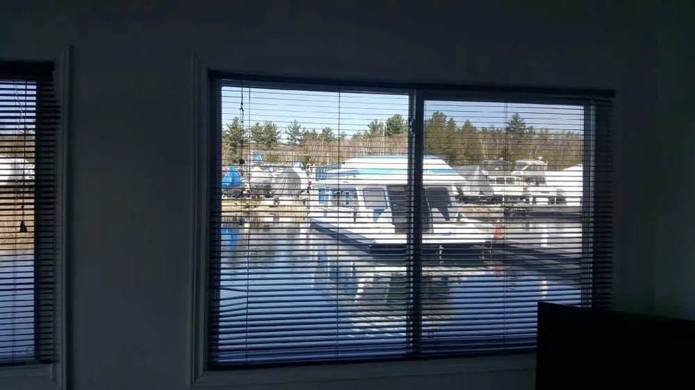 Diverse Rentals & Vacations FLOATEL