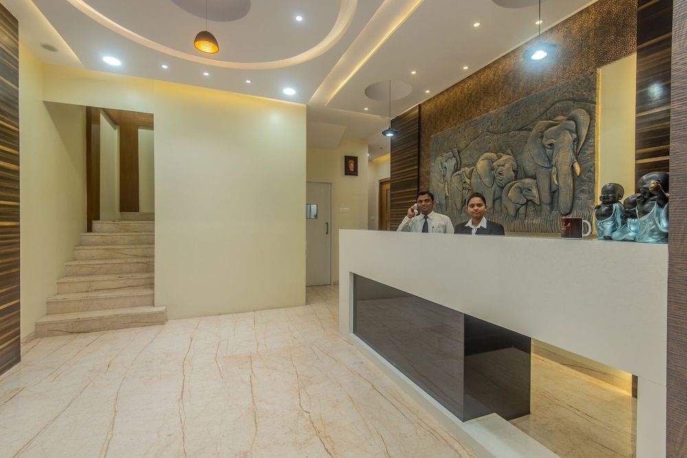 Arton Suites