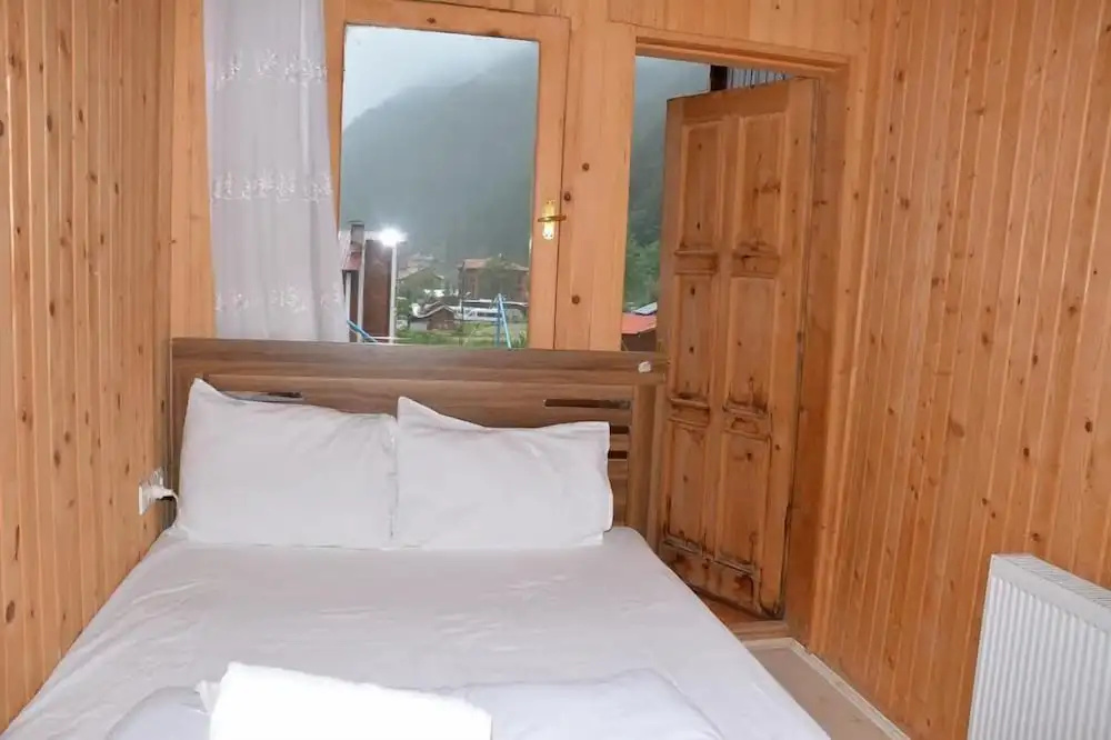 Ugur Motel