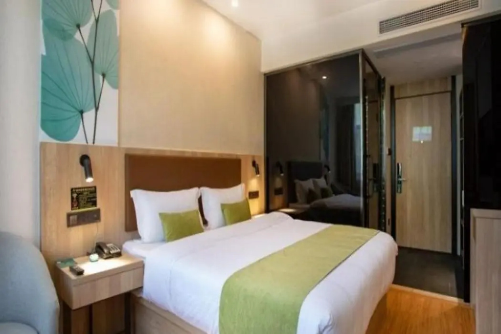 GreenTree Inn Shanghai Haiqi Road