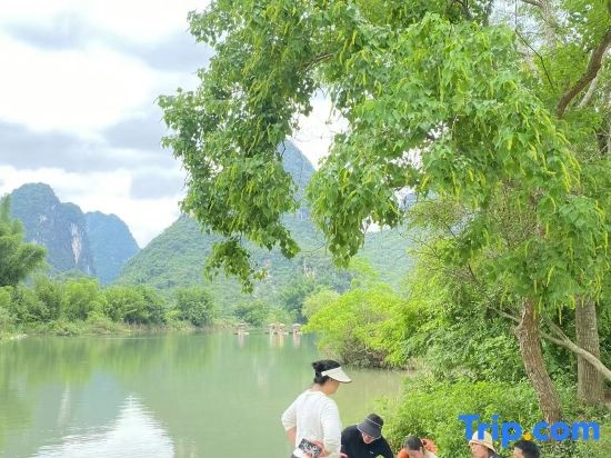Ala Homestay (Yulonghe Branch)