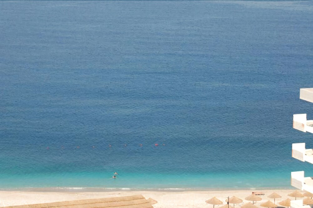 Hotel Sea Breeze