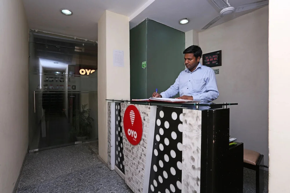 OYO 714 Hotel De Plaza