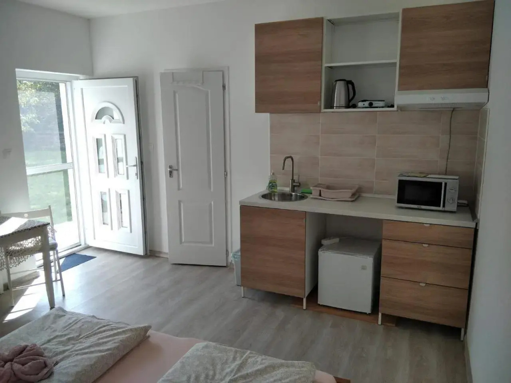 Esze Vendegszoba