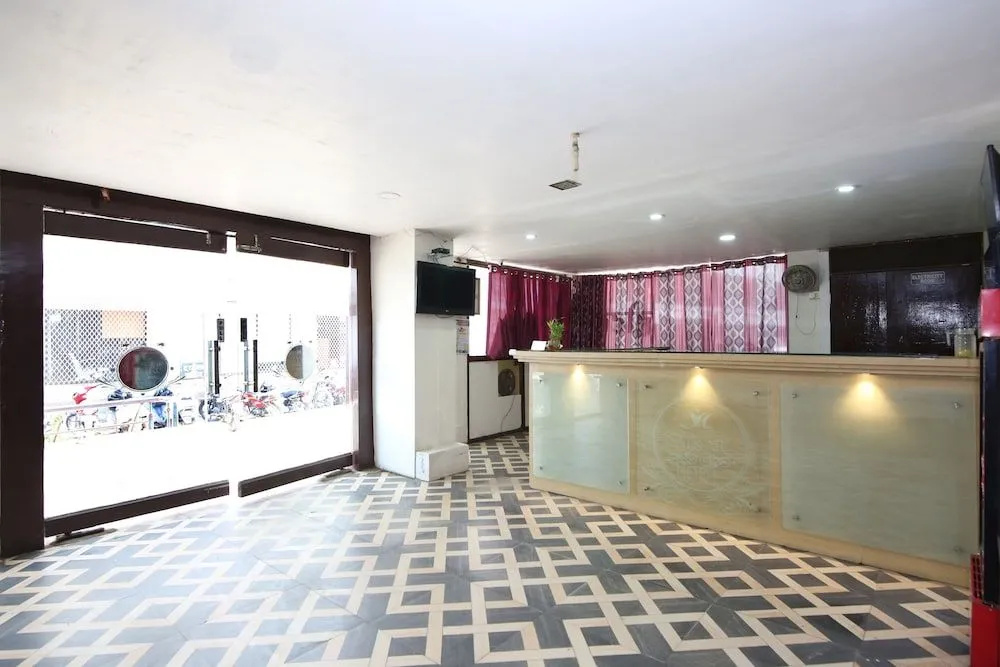 Spot on 44921 Hotel Satkar