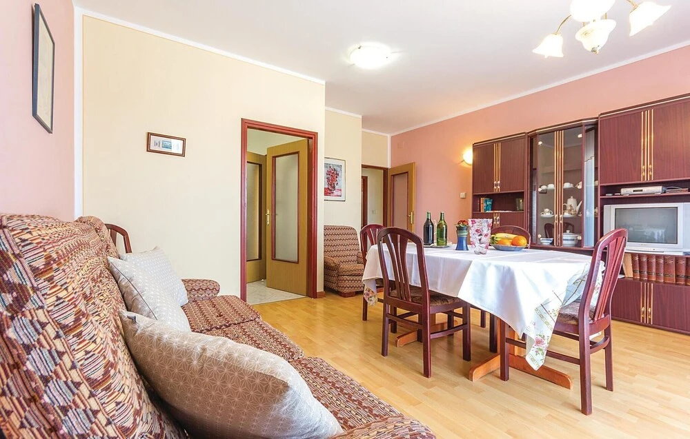 Beautiful Home in Volme With Wifi and 2 Bedrooms
