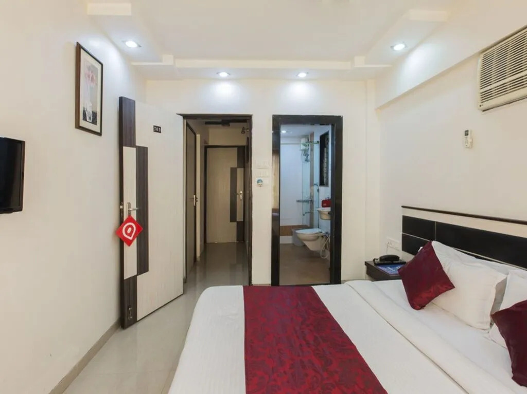 Aparment in Andheri East, Mumbai, by GuestHouser 10769