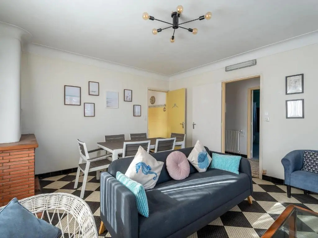 Maison 2* à 150m de l’océan, 6 pers, terrasse, jardin, proche activités - FR-1-50-93