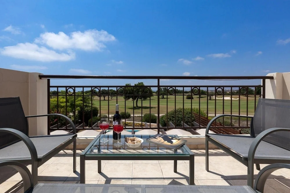 Aphrodite Hills Holiday Residences Junior Villas 2 Bedroom Junior Villa With Private Pool - J032