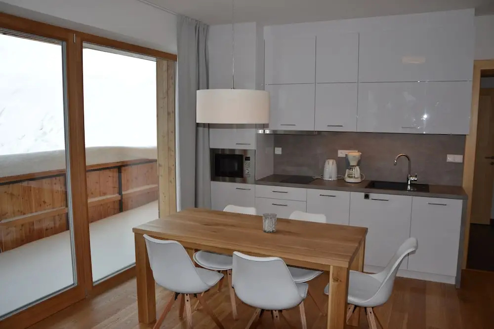 Residence Post