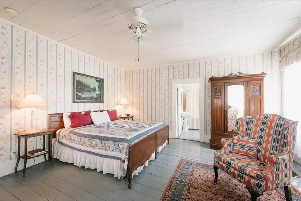 The Inn At Salado