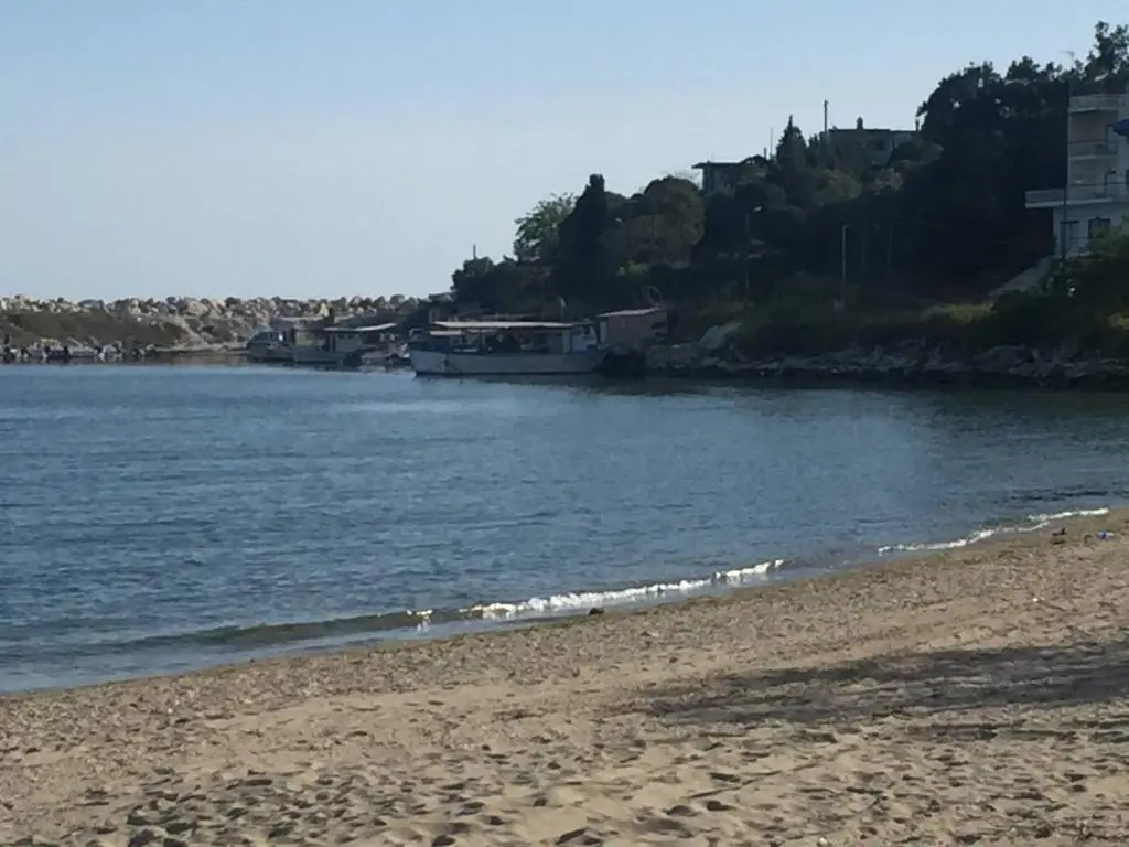 sand and sea 3