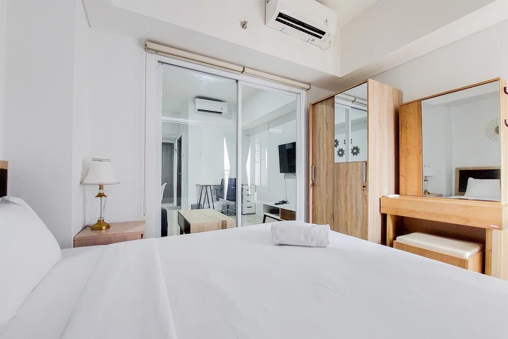 Simply Look And Comfort 1Br Tamansari Bintaro Mansion Apartment