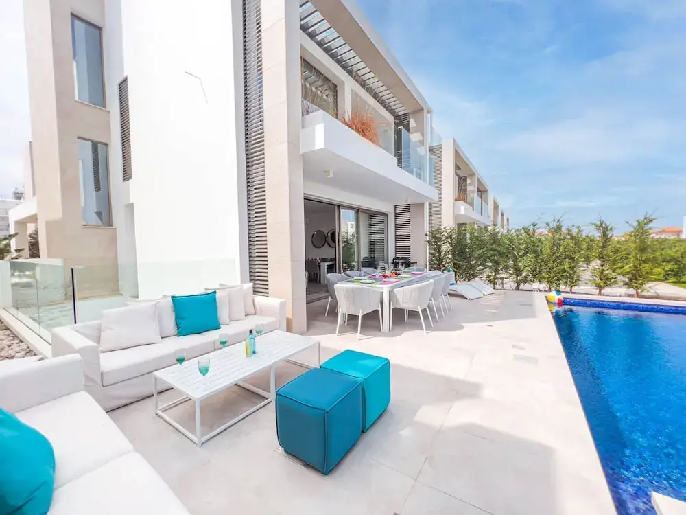 Azure Seaview Garnet Villa