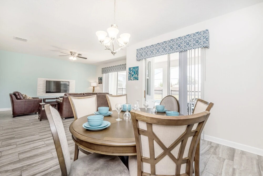1614 Moon Valley Drive