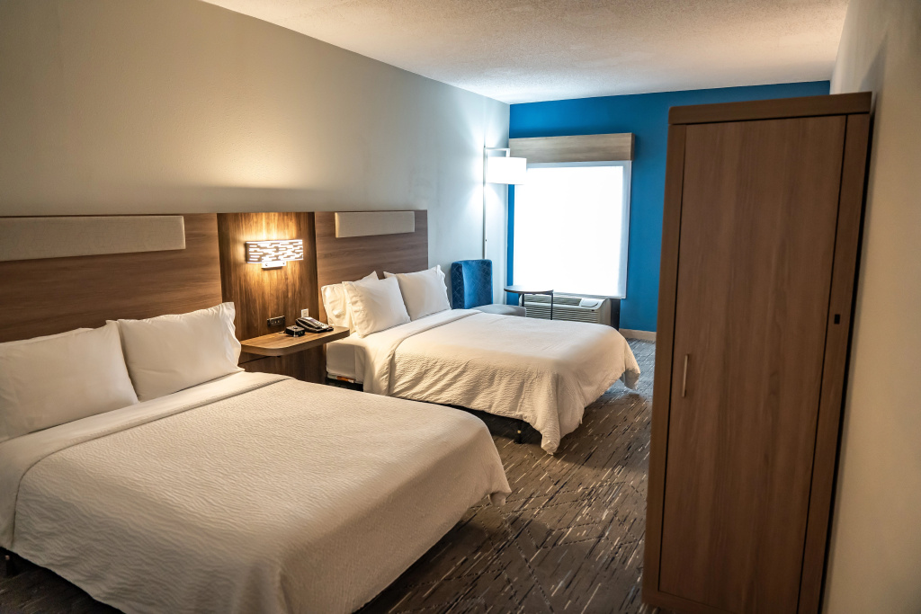 Holiday Inn Express Hotel & Suites West Chester by IHG