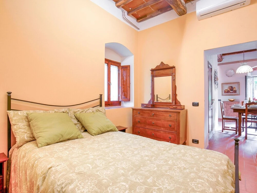 Elegant Holiday Home in Greve in Chianti With Swimming Pool
