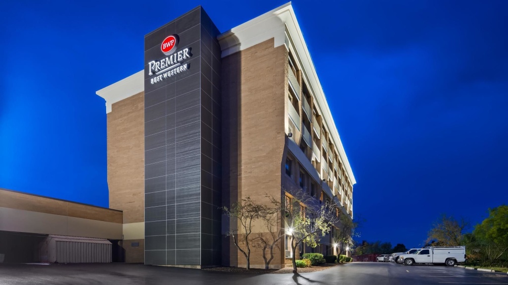 Holiday Inn Brookfield - Milwaukee by IHG