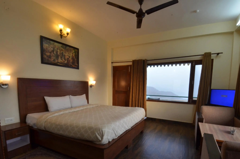 Hotel Birds View Kasauli