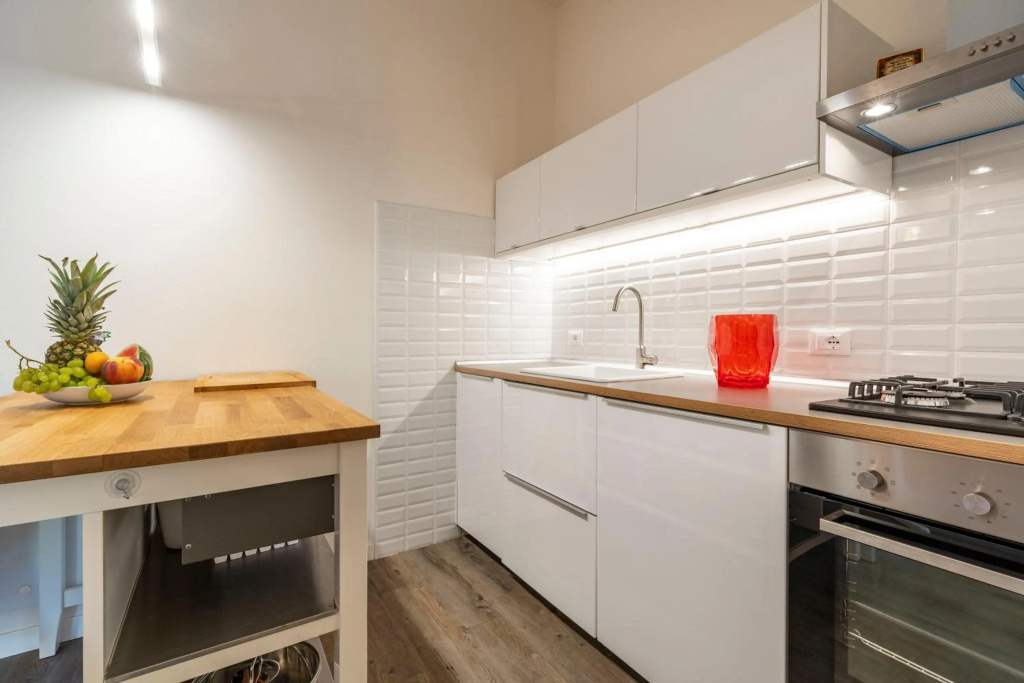 Snug Apartment With Private Courtyard M0270422677