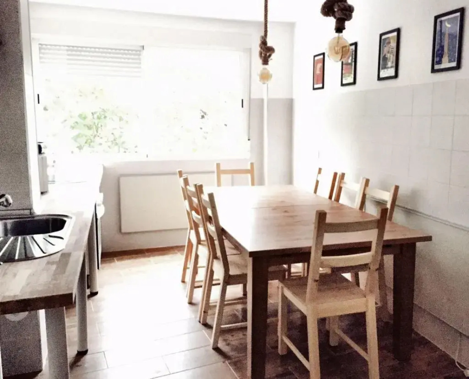 Hostal Ciempozuelos, familiar, cerca del Parque Warner y Madrid