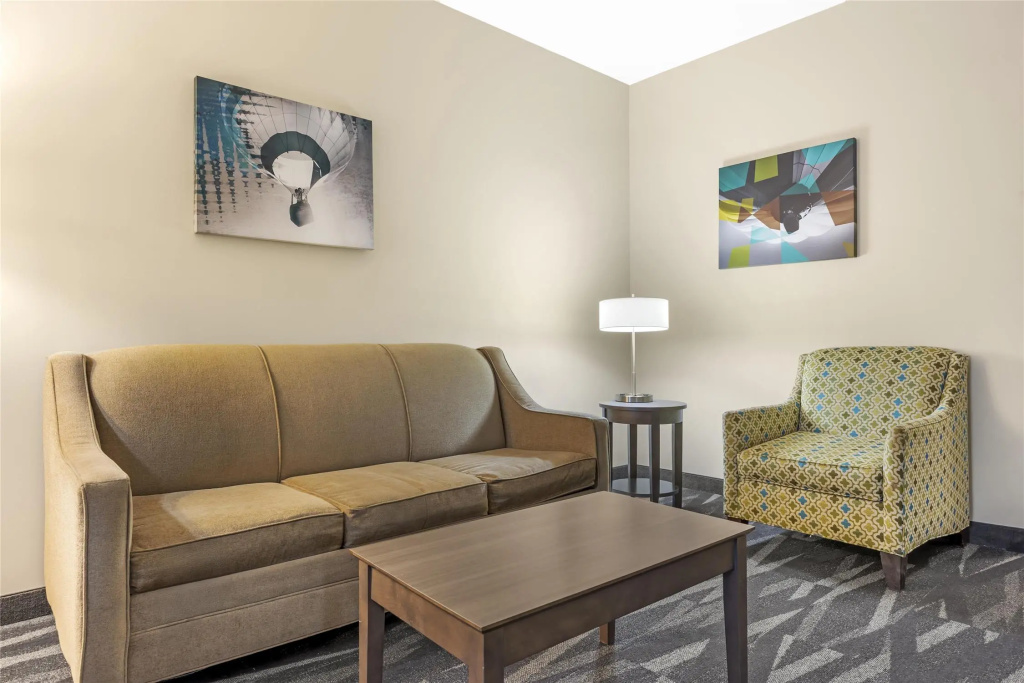 Best Western Plus Centralia Hotel & Suites