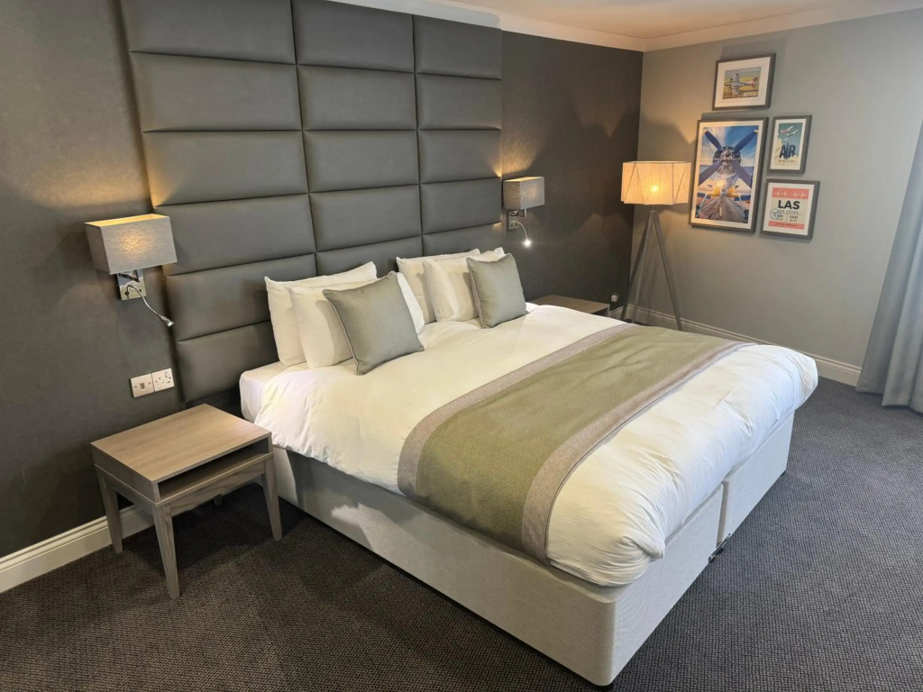 The Essex Golf & Country Club Hotel