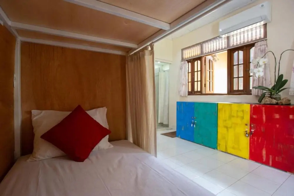 Nushe Hostel
