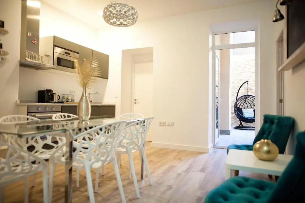 Jazmin 6 ( whole apartment )