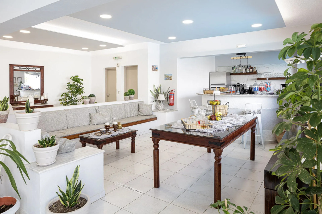 Kasteli Studios & Apartments