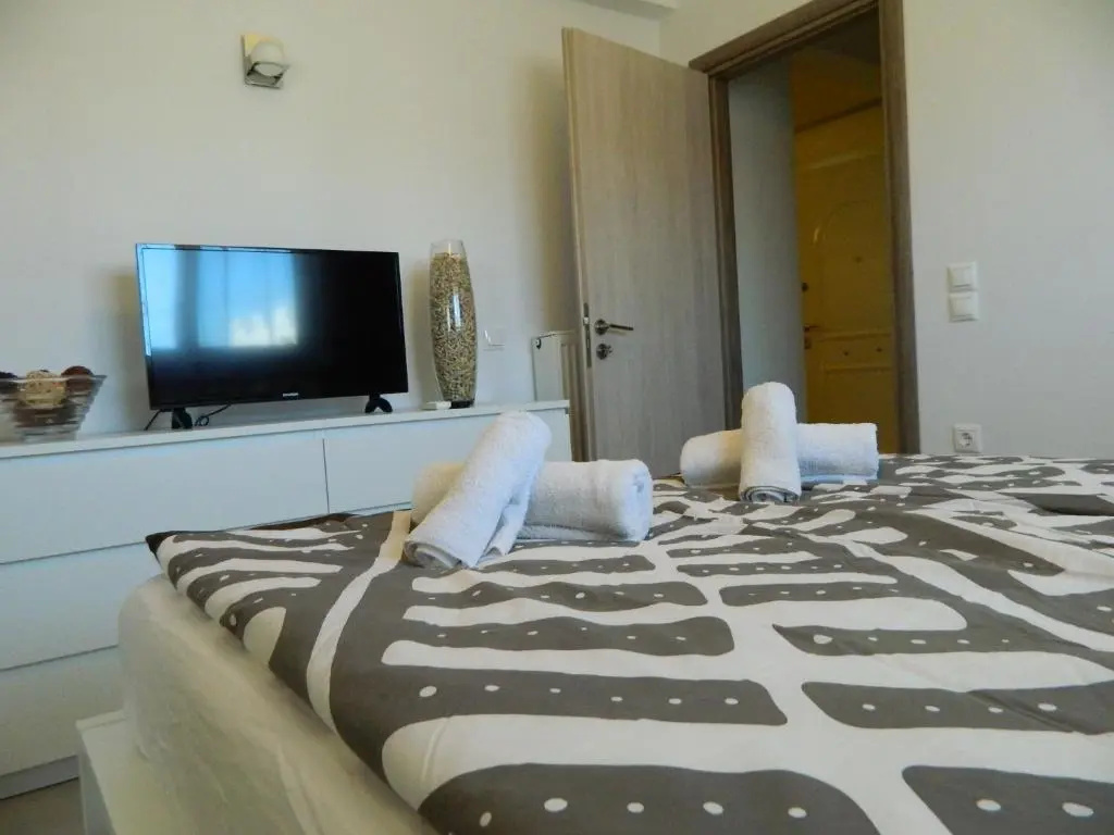 Kalithies apartment