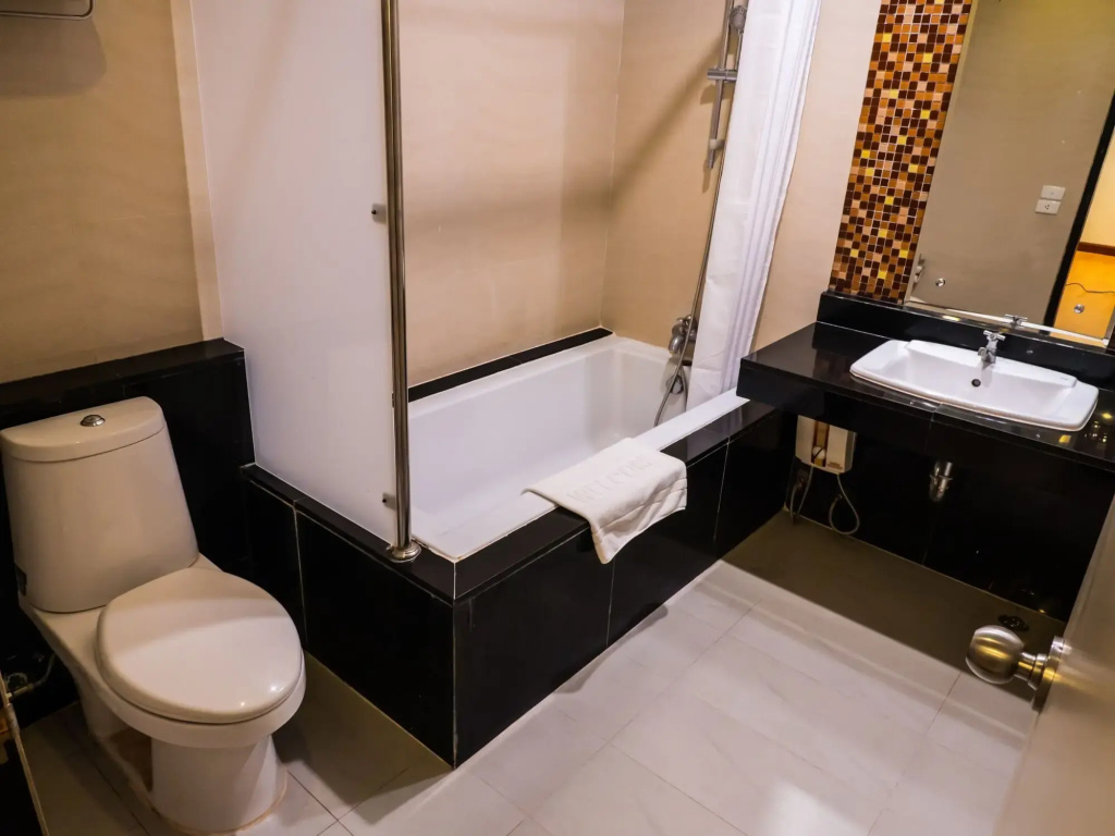 Atrium Boutique Hotel