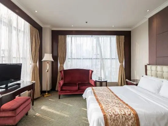 Fashion Lotus Hotel