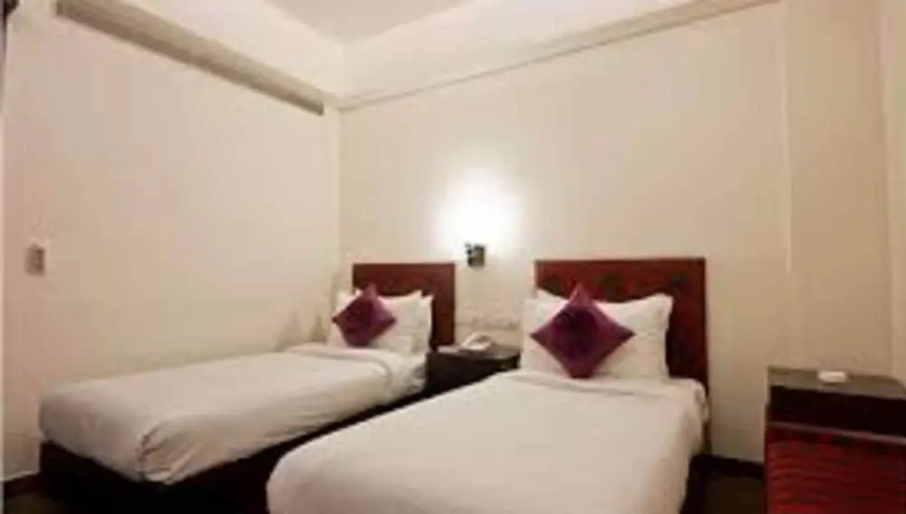 Hotel Aadhar